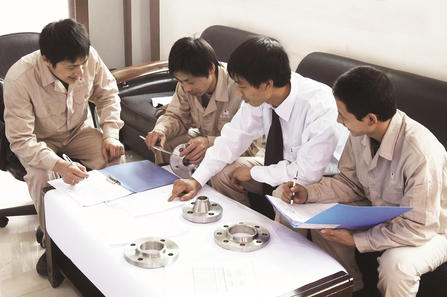 法兰研发-图纸加工改小尺寸