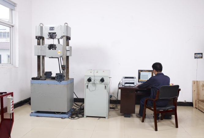 液压万能试验机